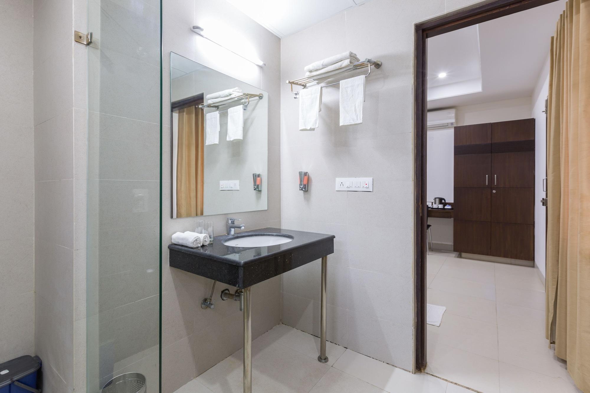Sanctum Suites Bel Road העיר בנגלור מראה חיצוני תמונה